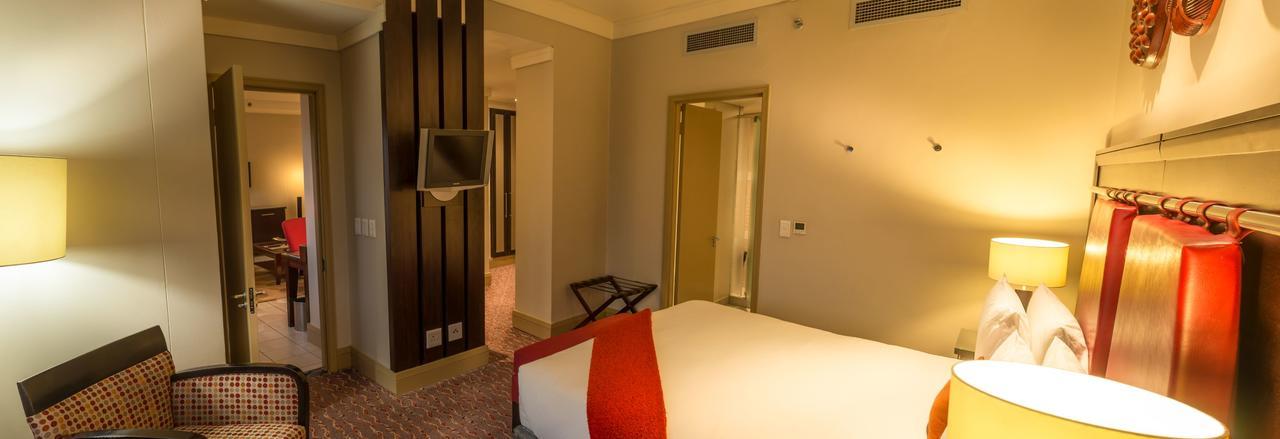 Mondior At Emperors Palace Kempton Park Exterior foto